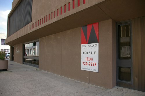 Next to Hotel Lawrence Dallas